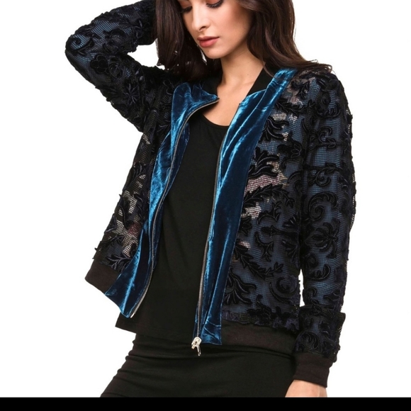 Adore Velvet Floral Reversible Jacket - Picture 2 of 9